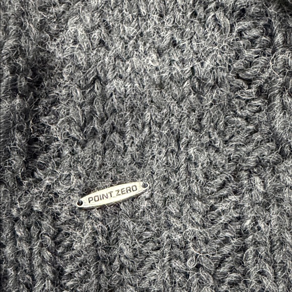 Point Zero Charcoal Knit Hat, Scarf, and Gloves Set - Picture 4 of 6